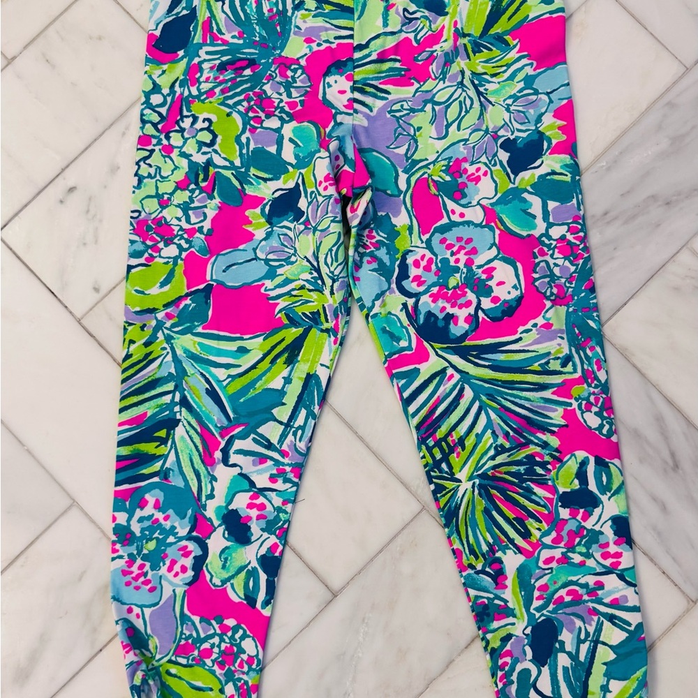 Lilly Pulitzer Kids Leggings in Pink, Green and Blue Floral